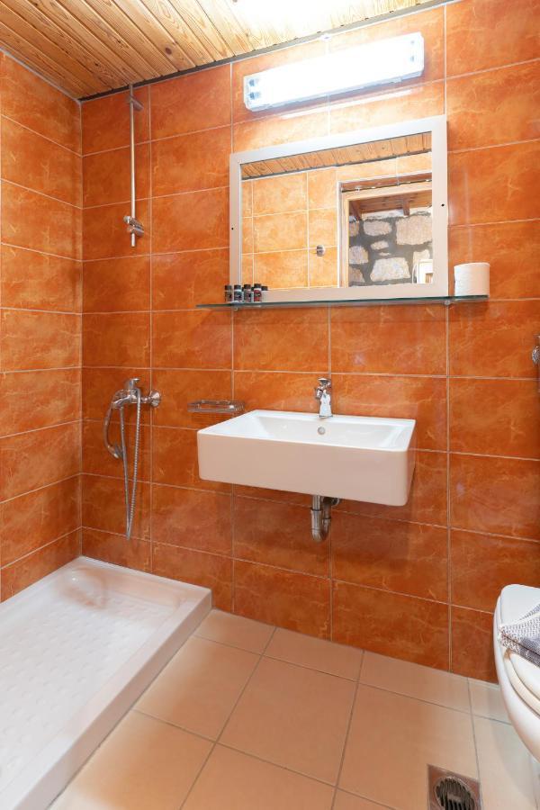 Xenia Hotel Sfakia Buitenkant foto