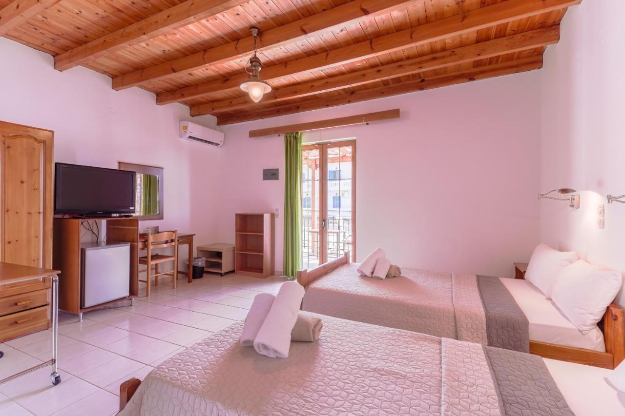 Xenia Hotel Sfakia Buitenkant foto
