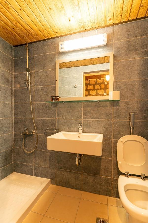 Xenia Hotel Sfakia Buitenkant foto
